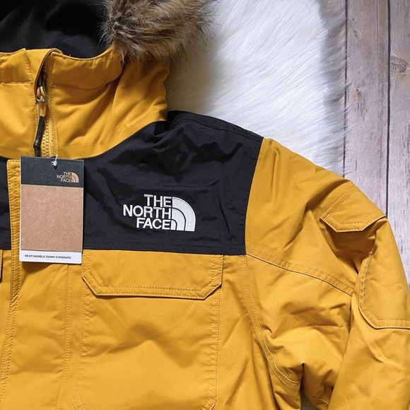 The North Face Men’s Gotham III Waterproof Jacket - Picture 4 of 9